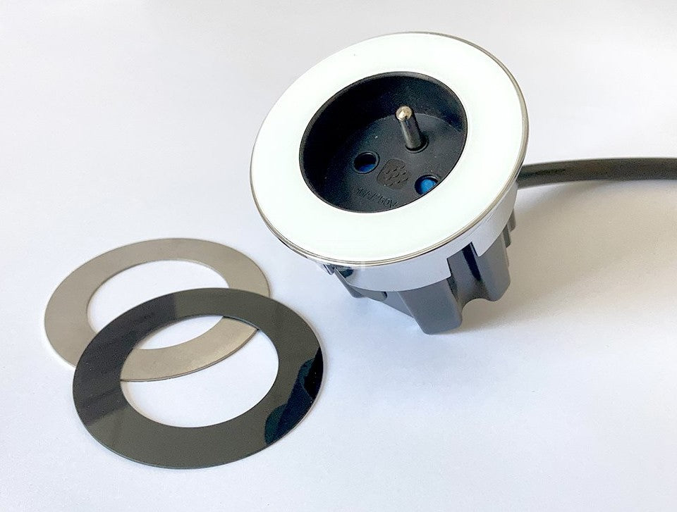 ASA 06030Y00007 Vestavná zásuvková jednotka VERSADOT, 2xUSB 5V (typ A), kabel 2m, nerez/bílá/černá ASA 06030Y00007 Vestavná zásuvková jednotka VERSADOT, 2xUSB 5V (typ A), kabel 2m, nerez/bílá/černá